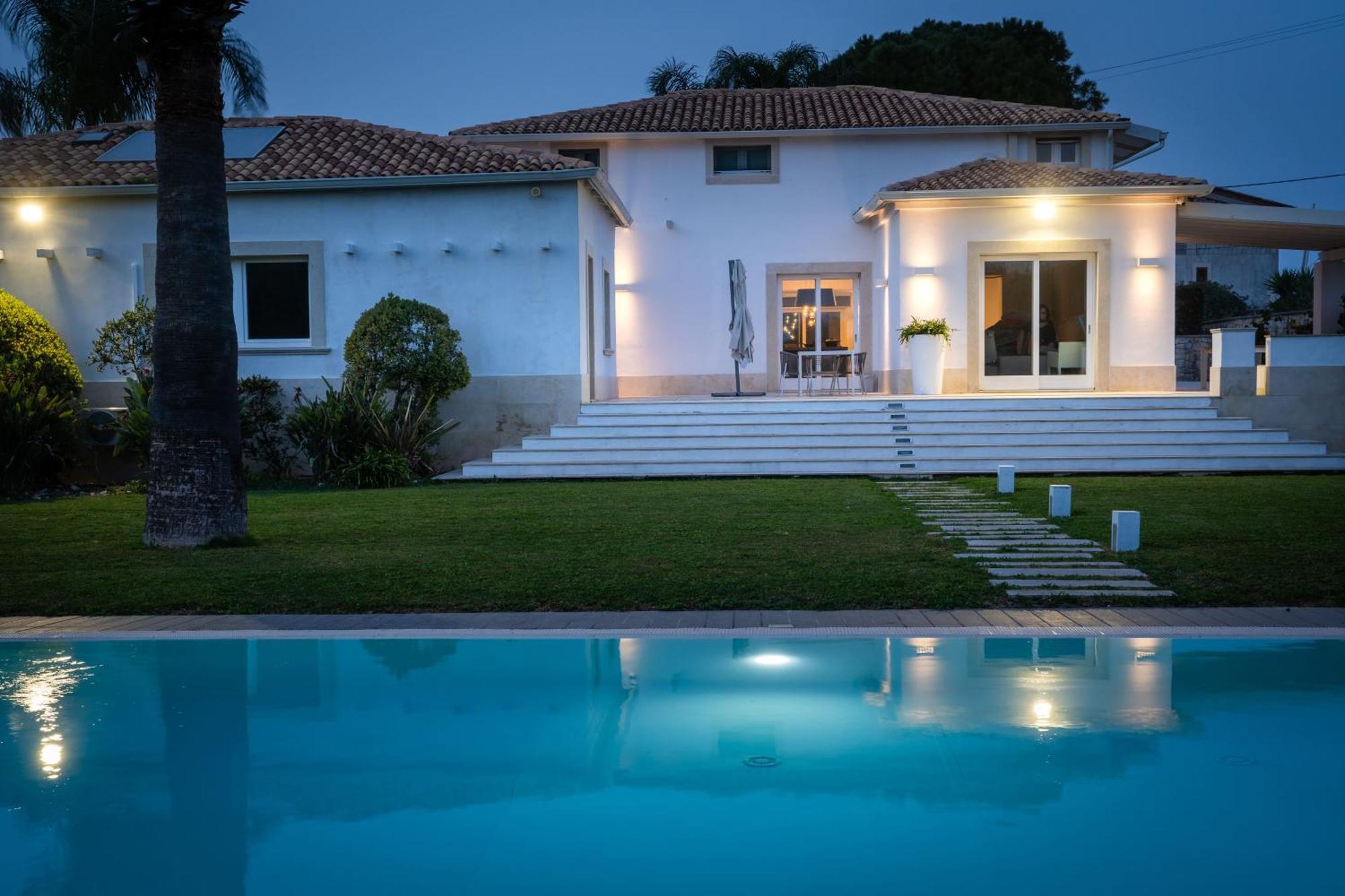 Villa Elena By Ortigia Apartments Fanusa Exterior foto